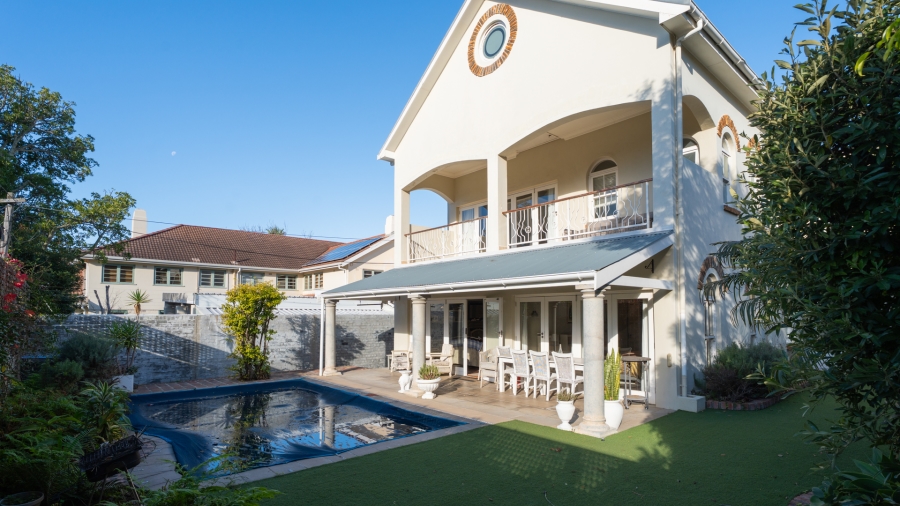 4 Bedroom Property for Sale in Claremont Upper Western Cape